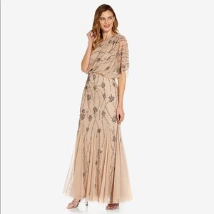 I am selling this gorg bridesmaid/formal dress!